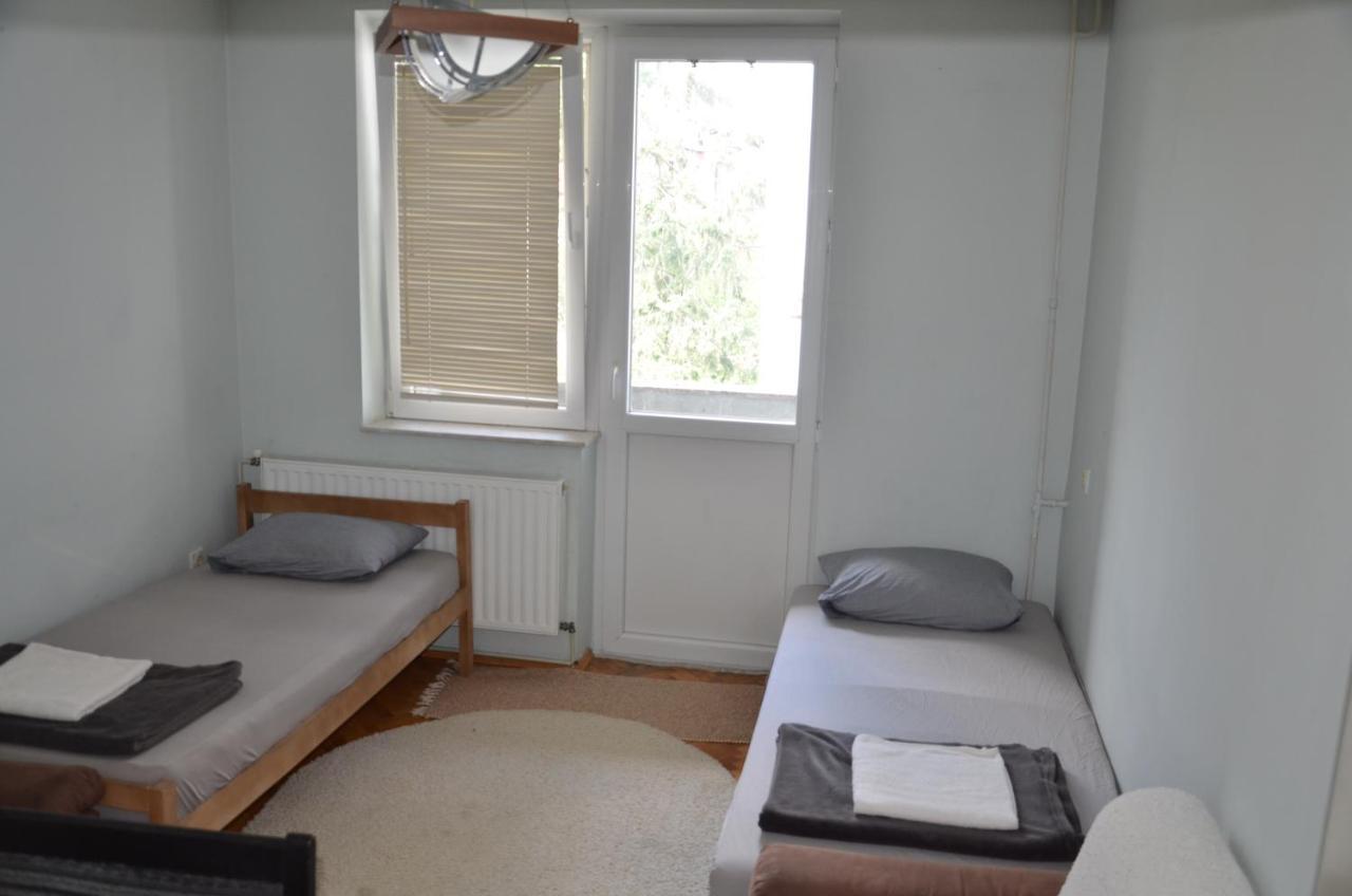 פרישטינה Center House Hostel מראה חיצוני תמונה